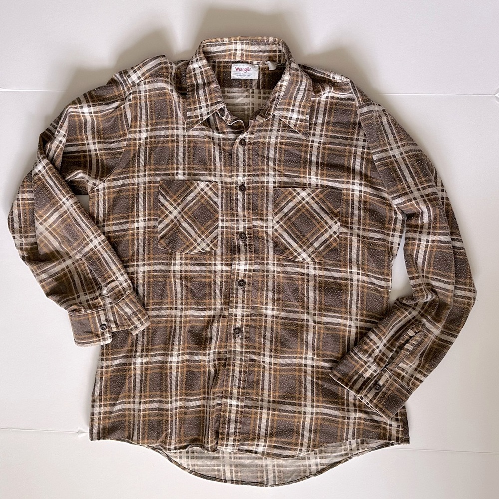 Vintage Wrangler Button Down Flannel Shirt - size large (fits like a medium)